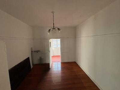 Apartment / Flat For Sale in Esplanade, Durban