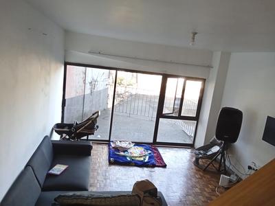 Apartment / Flat For Sale in Esplanade, Durban
